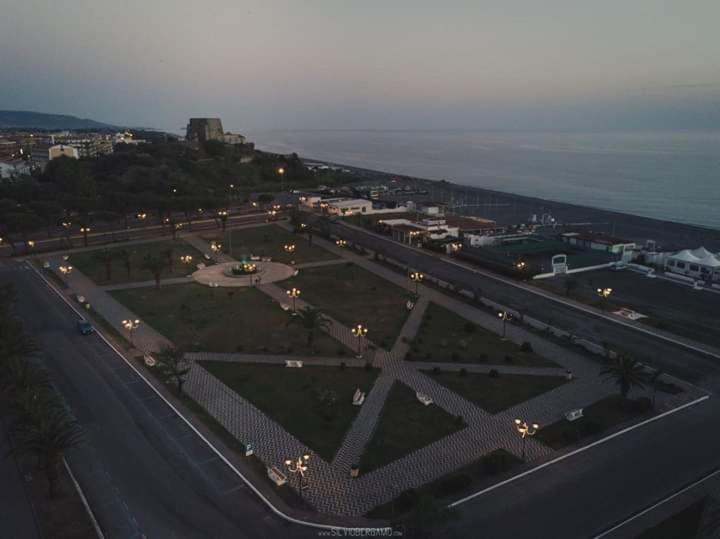 Rosy House Bed & Breakfast Scalea Dış mekan fotoğraf