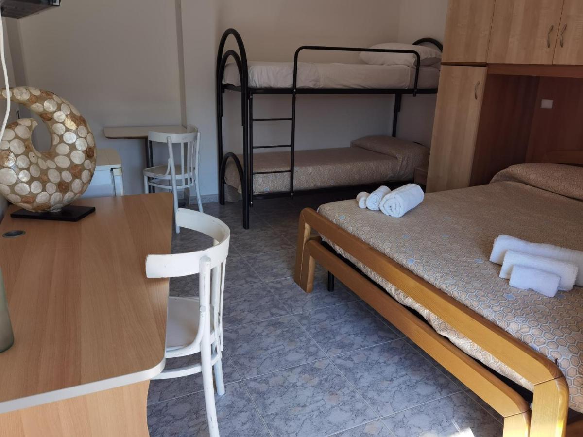 Rosy House Bed & Breakfast Scalea Dış mekan fotoğraf