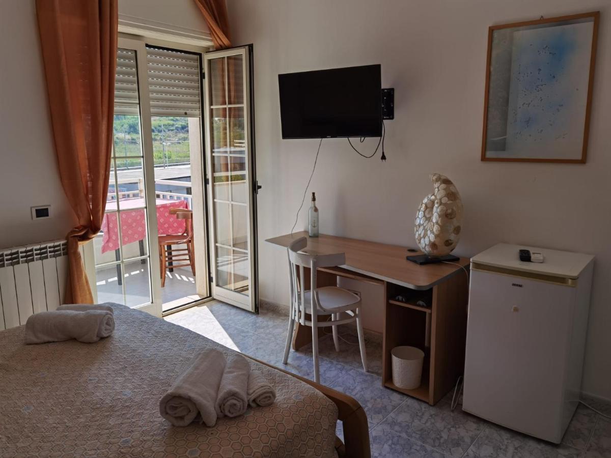 Rosy House Bed & Breakfast Scalea Dış mekan fotoğraf